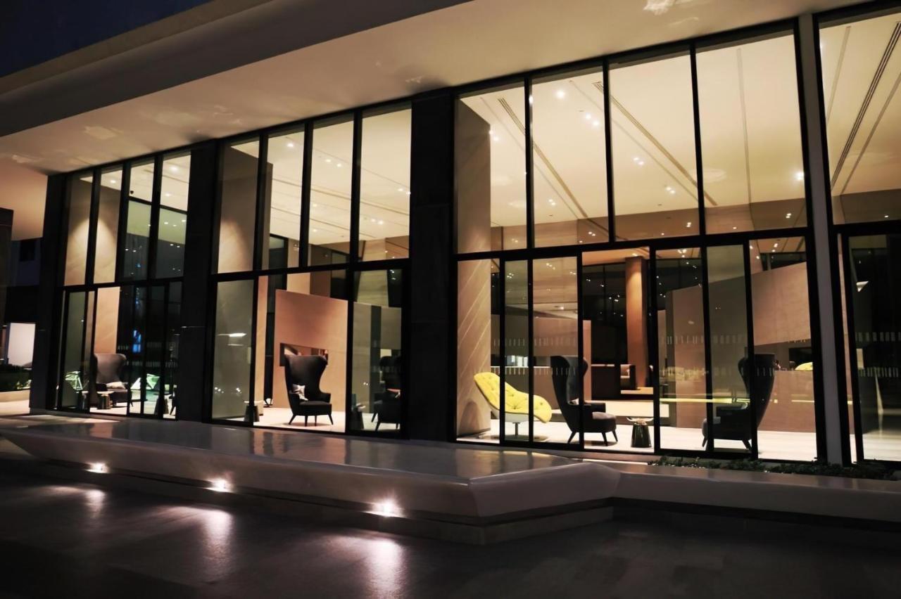 The Base Central Pattaya By Wwc ภายนอก รูปภาพ